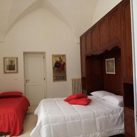Bed and Breakfast Dimora Storica Le Perle Лечче Экстерьер фото
