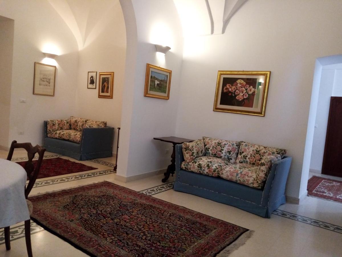 Bed and Breakfast Dimora Storica Le Perle Лечче Экстерьер фото