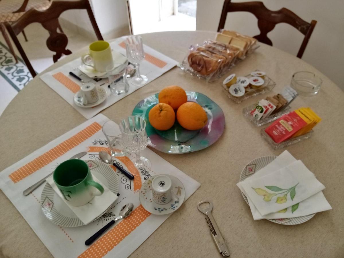 Bed and Breakfast Dimora Storica Le Perle Лечче Экстерьер фото